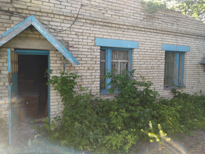 Продажа нежилого помещения площадью 101,2 кв. м, расположенного по адресу: Пензенская область, р-н. Каменский, г. Каменка, ул. Советская, д. 99.